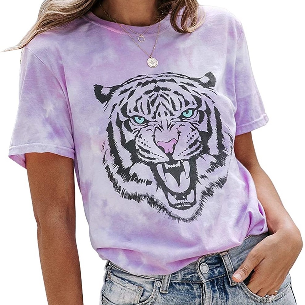 Light purple tie-dye tiger shirt